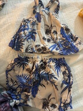 Banana Republic Beige and Blue Tropical Two-Piece Shorts Set